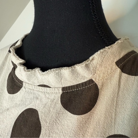 MISSLOOK Polka Dot Top Shirt 3/4 Length Sleeves Raw Hem Seams Cream Brown Small - Picture 4 of 10